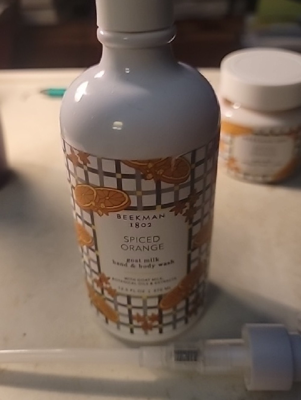 Beekman 1802 Spiced Orange Goat Milk Hand & Body Wash - Orange/White